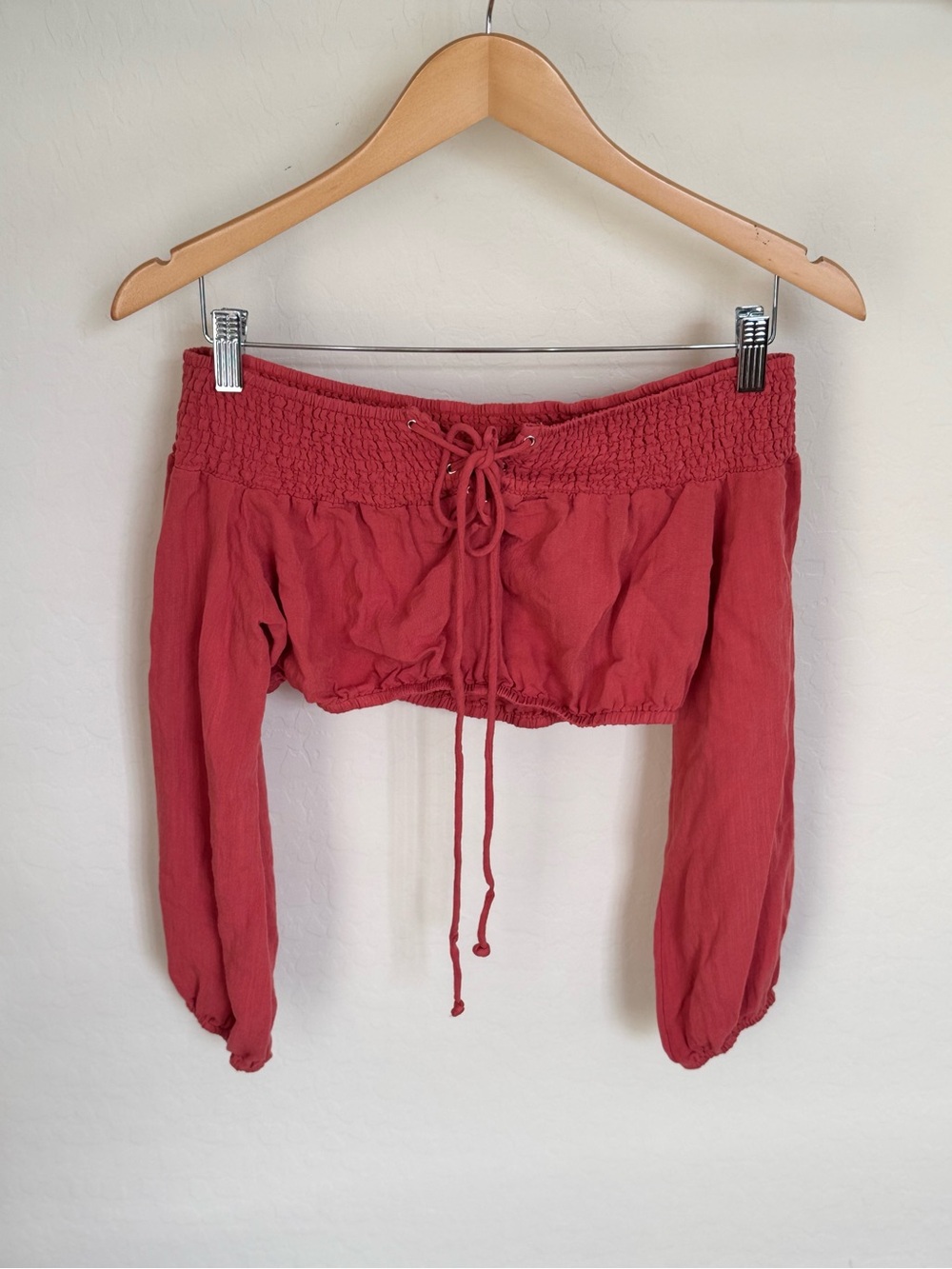 Lulus Summer Sailing Off-The-Shoulder Smocked Boho Crop Top Mauve/Terra Cotta